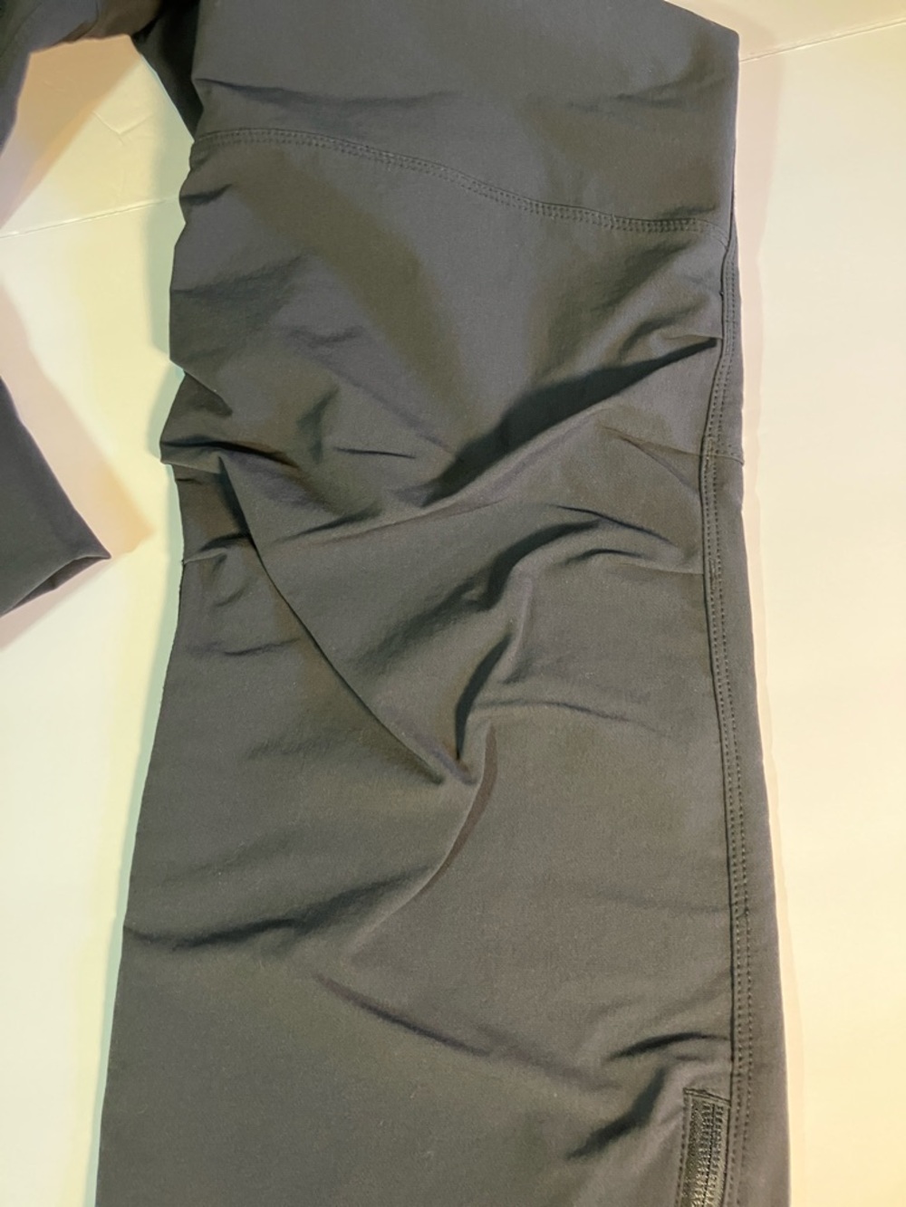 Eddie Bauer women’s First Ascent black Alpine Guide Pro pants - Picture 7 of 9